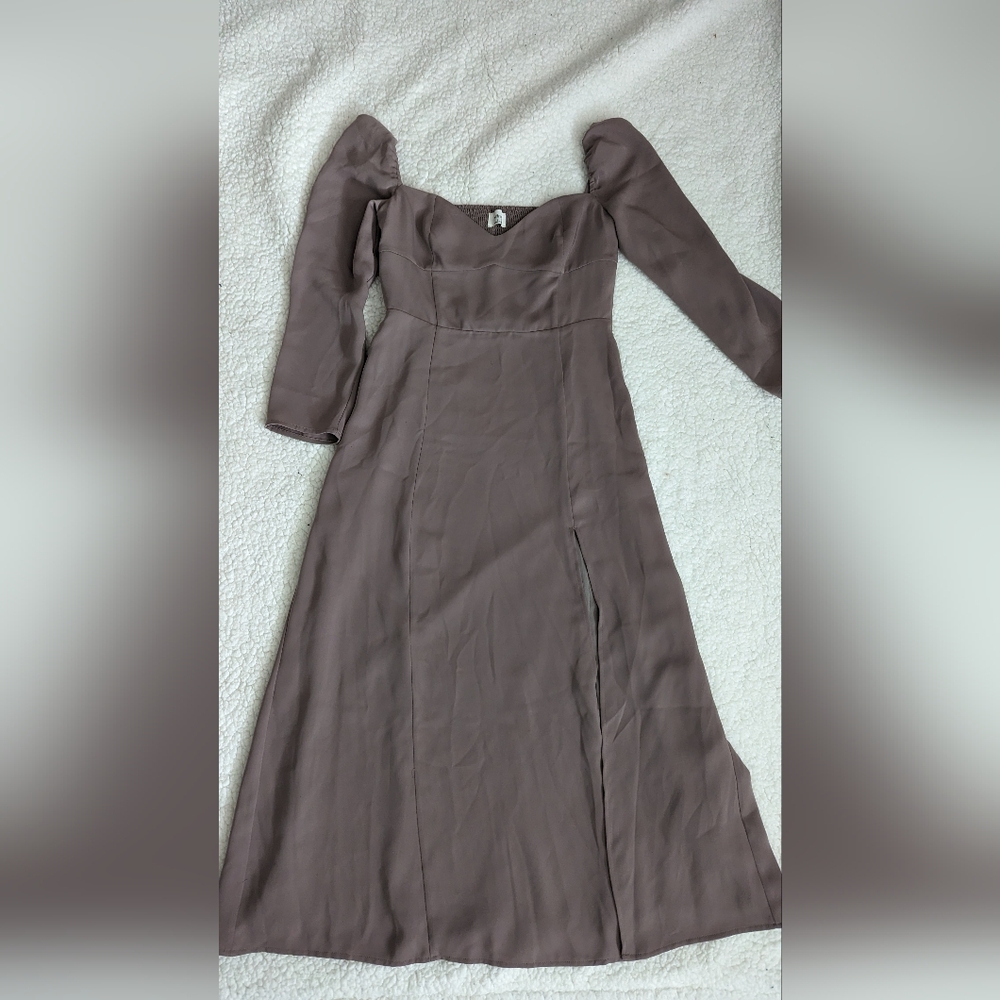 Aritizia Wilfred Tulum Dress in Taupe